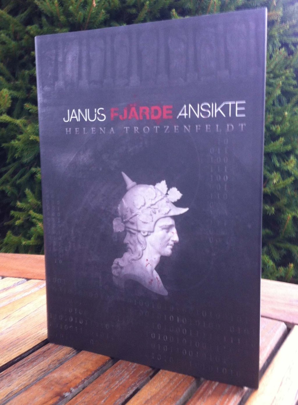 Världspremiär för Janus fjärde&nbsp;ansikte